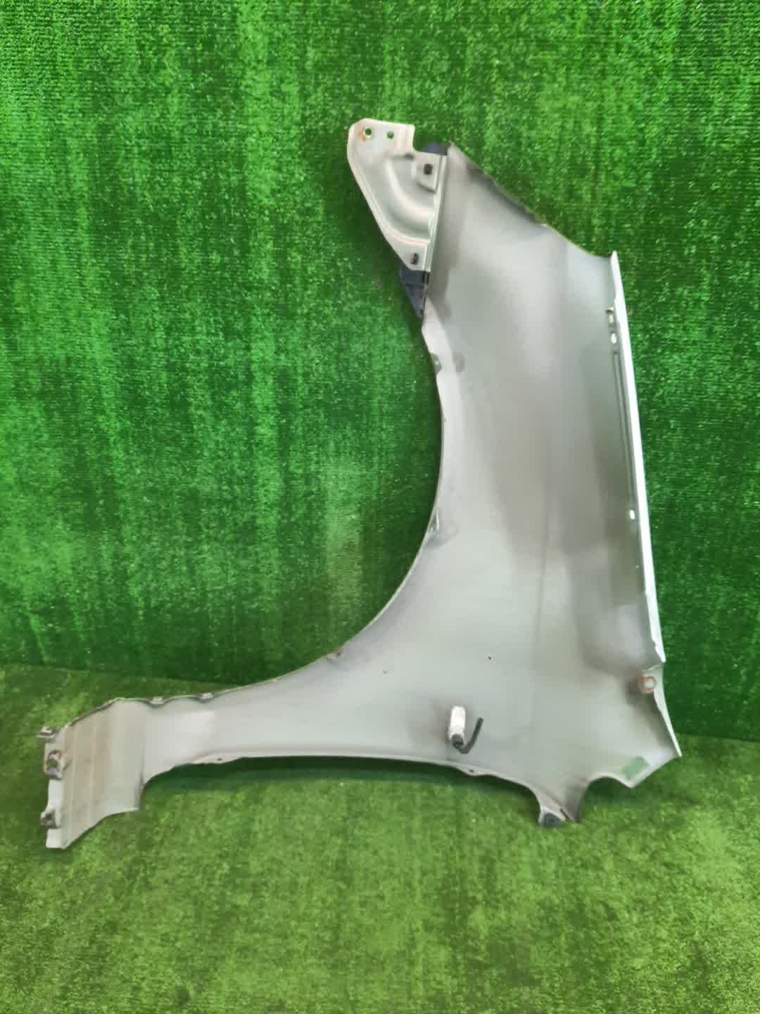 Крыло правое переднее HONDA STREAM RN2, RN1, RN3, RN4, RN5 2825 4 ракурс