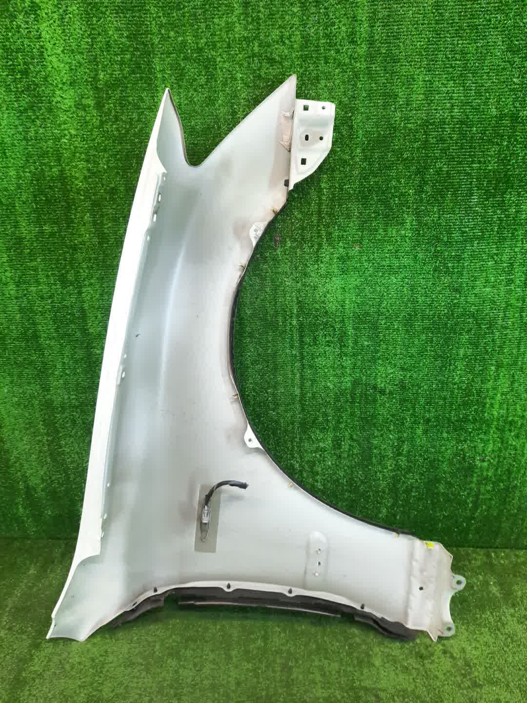 Крыло левое переднее TOYOTA CROWN GRS182, GRS180, GRS181, GRS183, GRS184 3007 4 ракурс