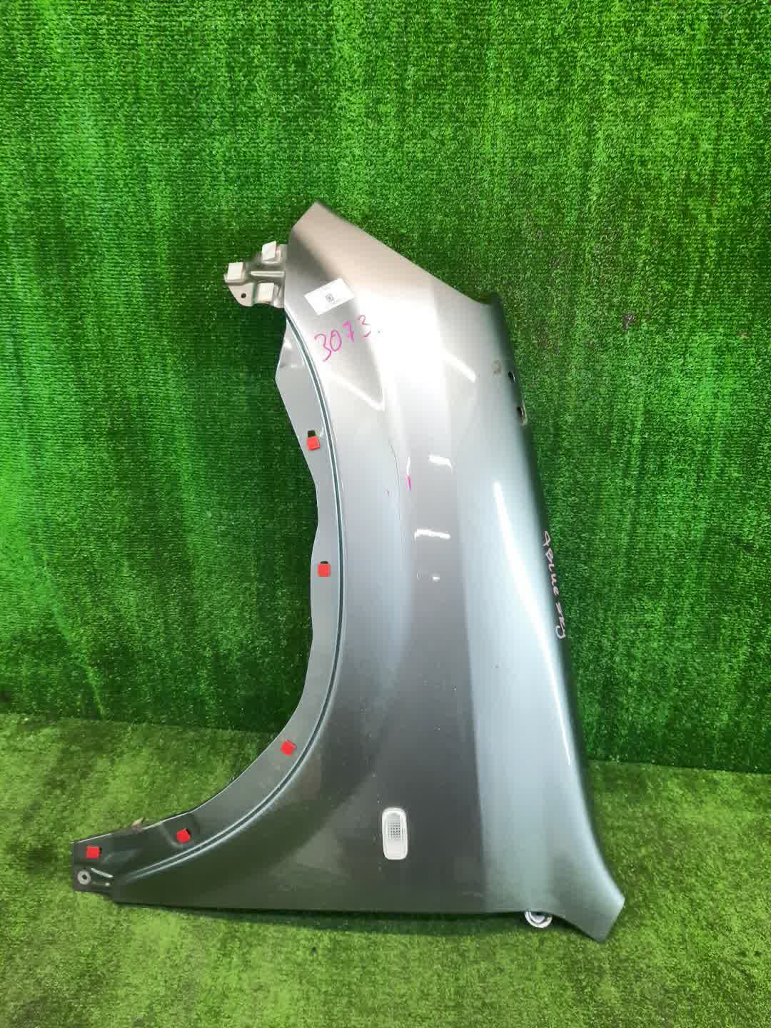 Крыло левое переднее HONDA CR-V RD7, RD6 3073 1 ракурс Крыло левое переднее HONDA CR-V RD7, RD6 3073 1 ракурс