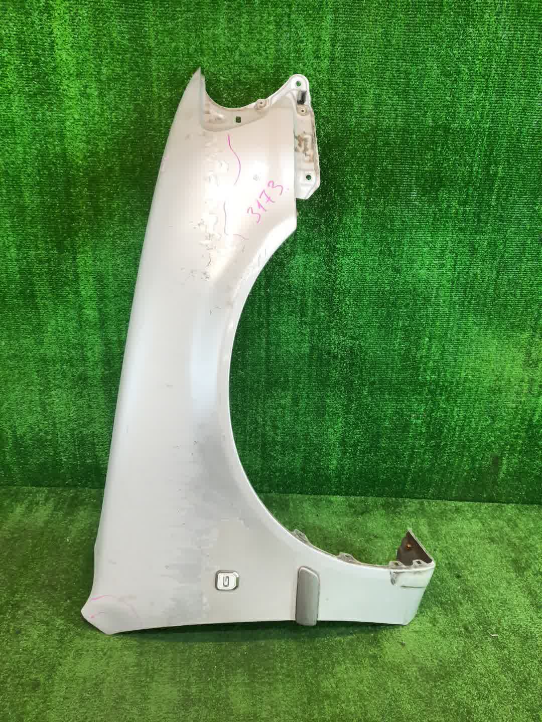 Крыло правое переднее TOYOTA COROLLA AE111, AE114, AE110, EE111, CE110, CE114 3173 1 ракурс