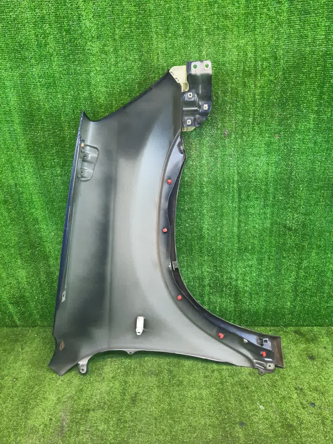 Крыло левое переднее HONDA CR-V RD7, RD6 3387 4 ракурс