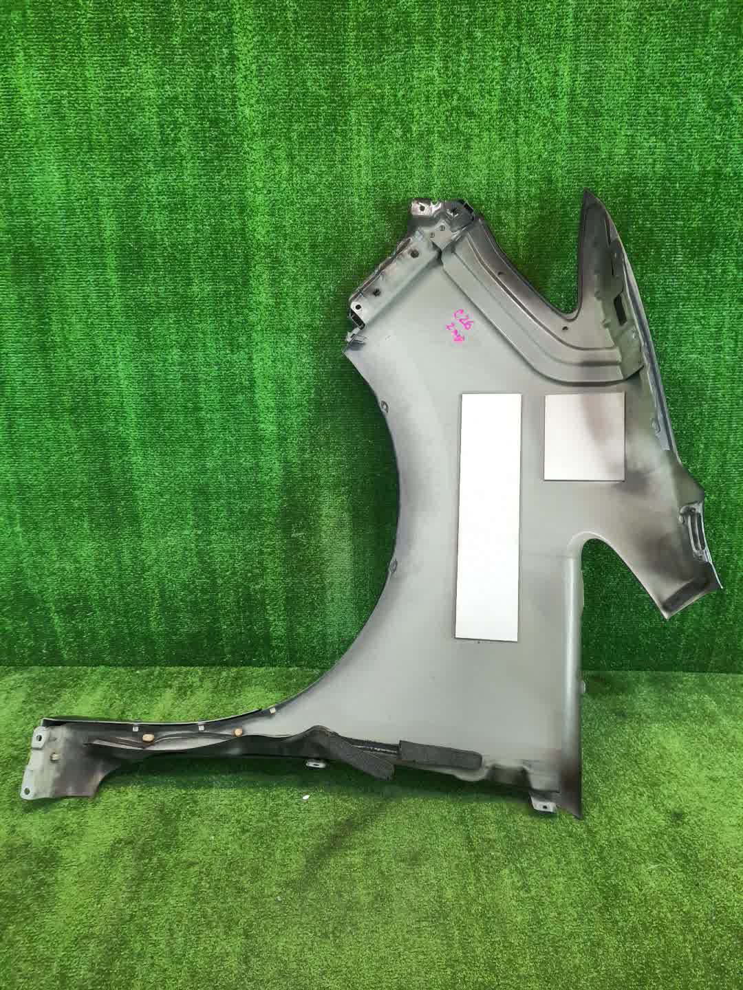Крыло правое переднее NISSAN SERENA C26 3889 3 ракурс