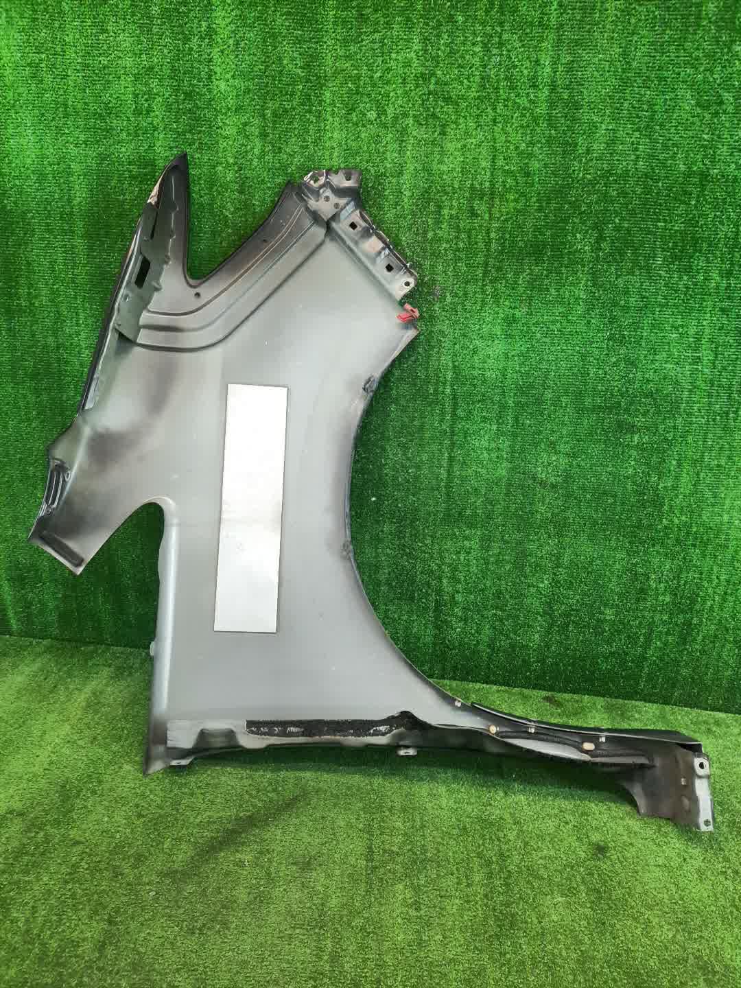 Крыло левое переднее NISSAN SERENA C26 3895 3 ракурс