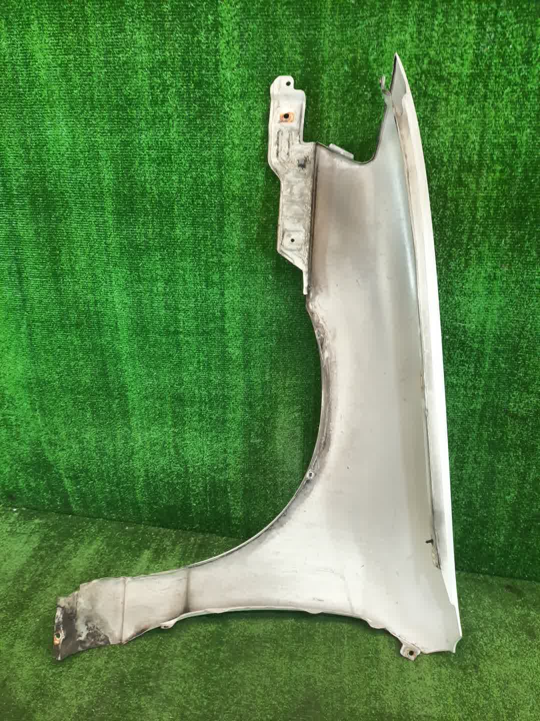 Крыло правое переднее NISSAN FAMILIA, AD, WINGROAD Y11, VFY11, VY11, VHNY11, VENY11, VGY11, VEY11, WFY11, WHNY11, WPY11, WHY11 3944 4 ракурс