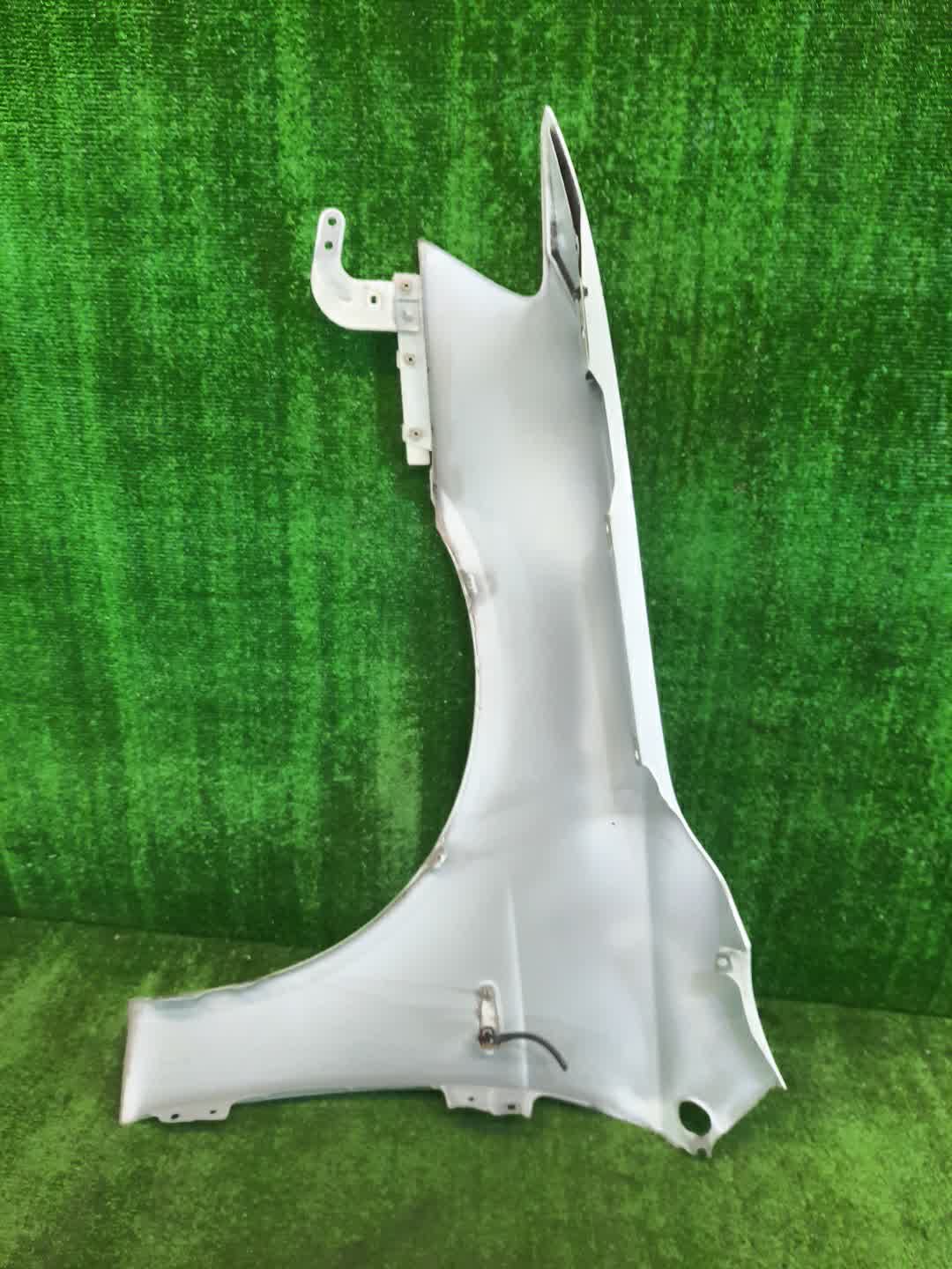 Крыло правое переднее MITSUBISHI LANCER, GALANT FORTIS CY4A, CY2A, CY3A, CY6A, CX6A, CX4A, CX3A 4011 4 ракурс