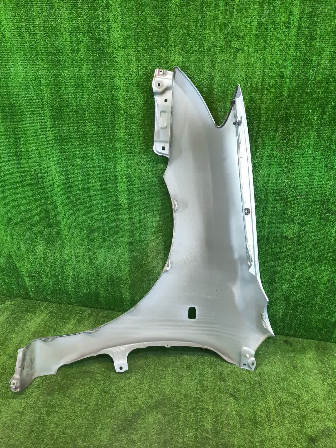 Крыло правое переднее TOYOTA ALLEX, COROLLA RUNX ZZE124, NZE121, ZZE122, ZZE123, NZE124 4299 4 ракурс