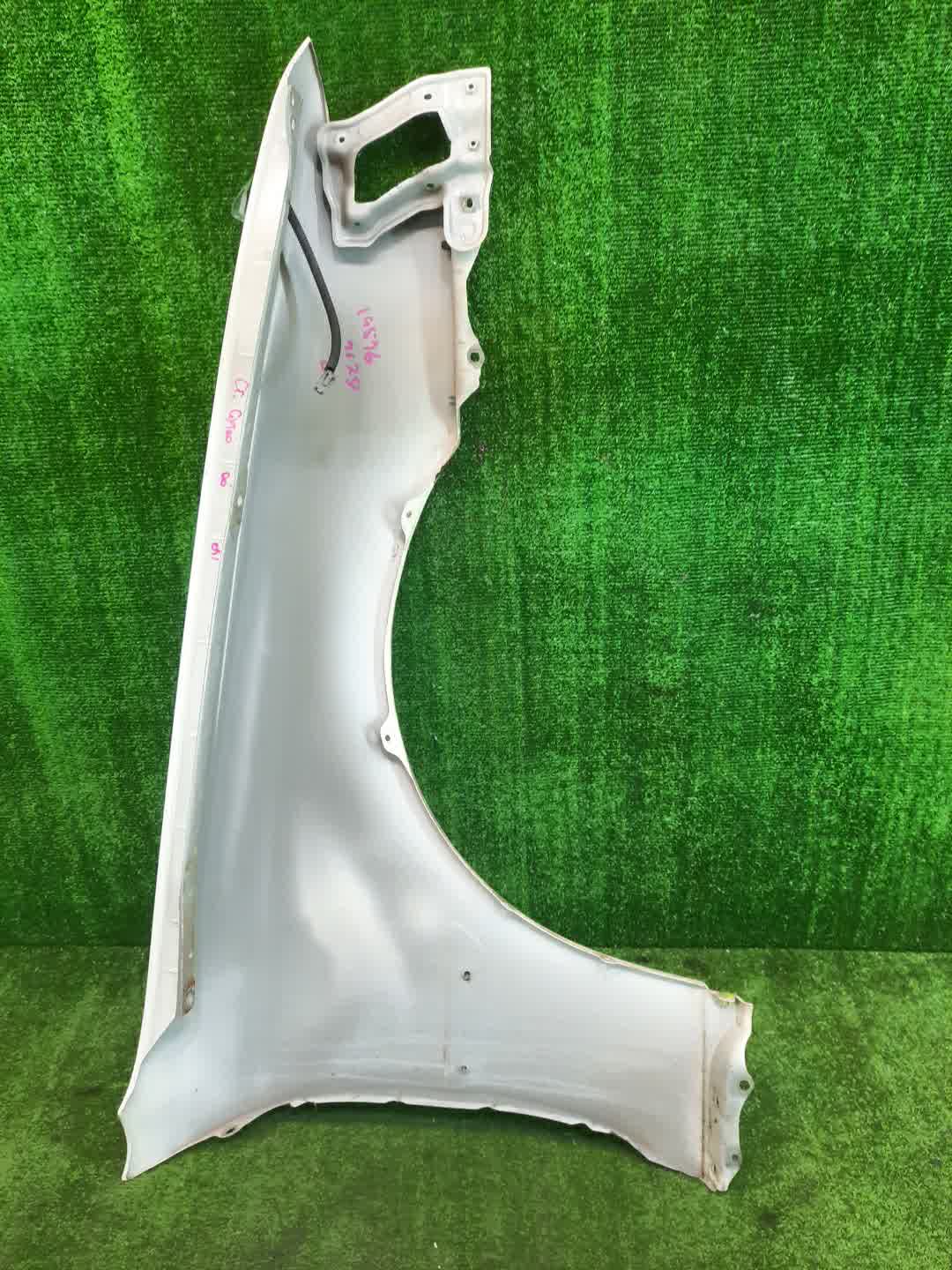 Крыло левое переднее TOYOTA CRESTA GX100, JZX100, JZX101, LX100, GX105, JZX105, SX100 4324 5 ракурс