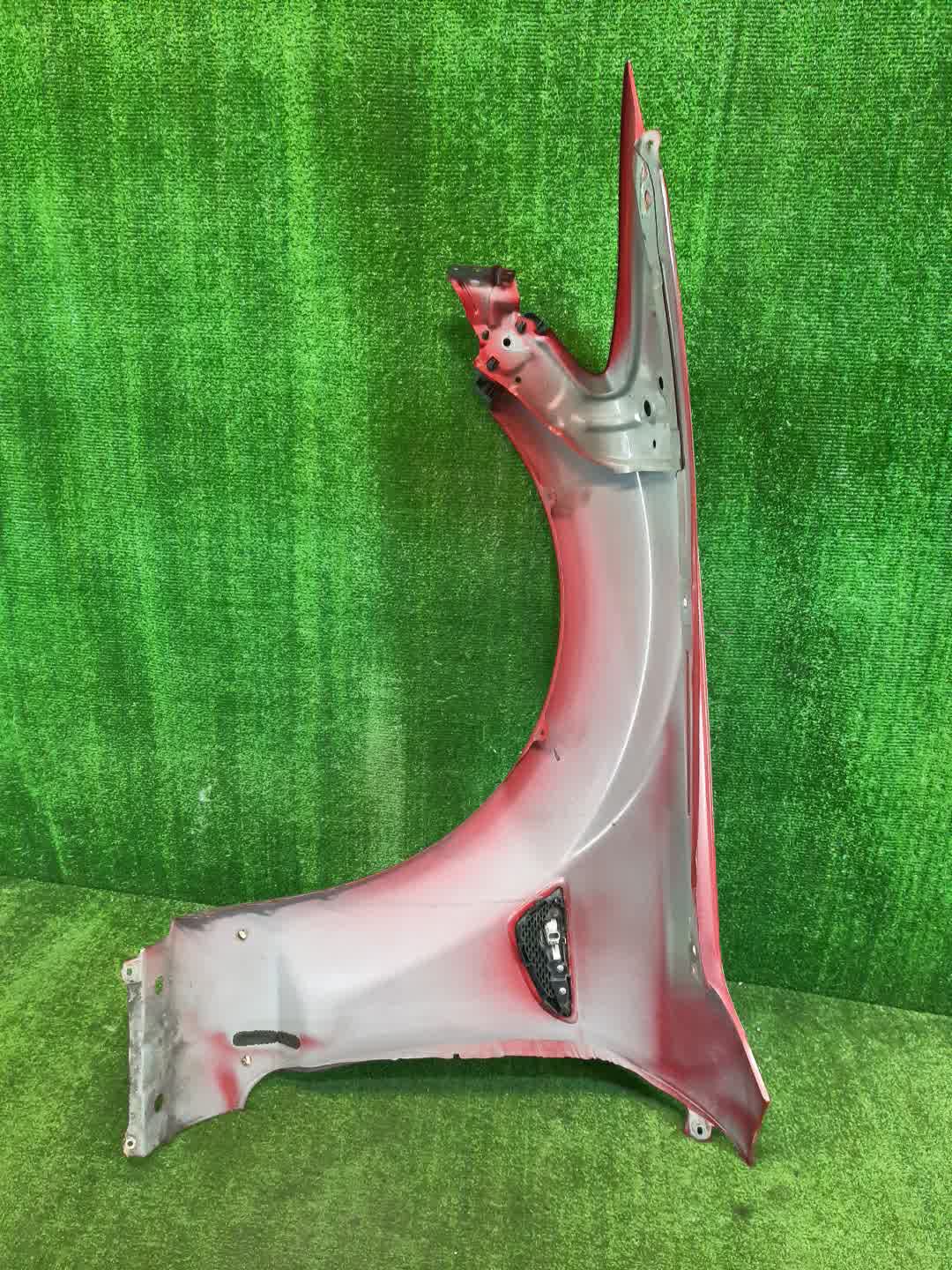 Крыло правое переднее MAZDA RX-8 SE3P 4429 4 ракурс