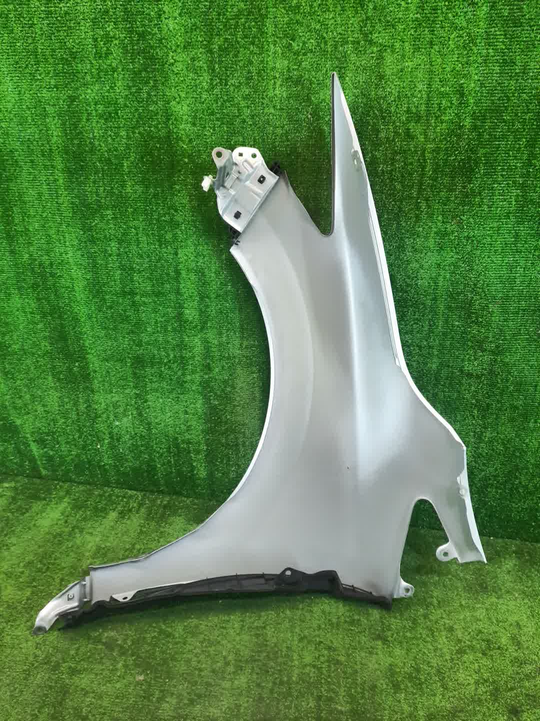 Крыло правое переднее HONDA JADE FR4 4513 5 ракурс