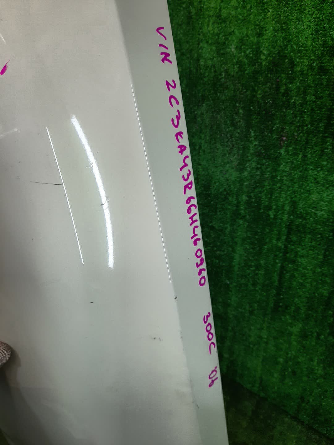 Крыло левое переднее CHRYSLER 300C LX 4592 4 ракурс