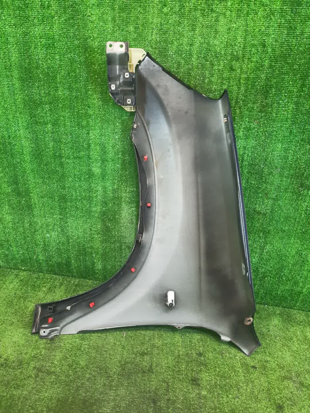 Крыло правое переднее HONDA CR-V RD7, RD6 4679 5 ракурс