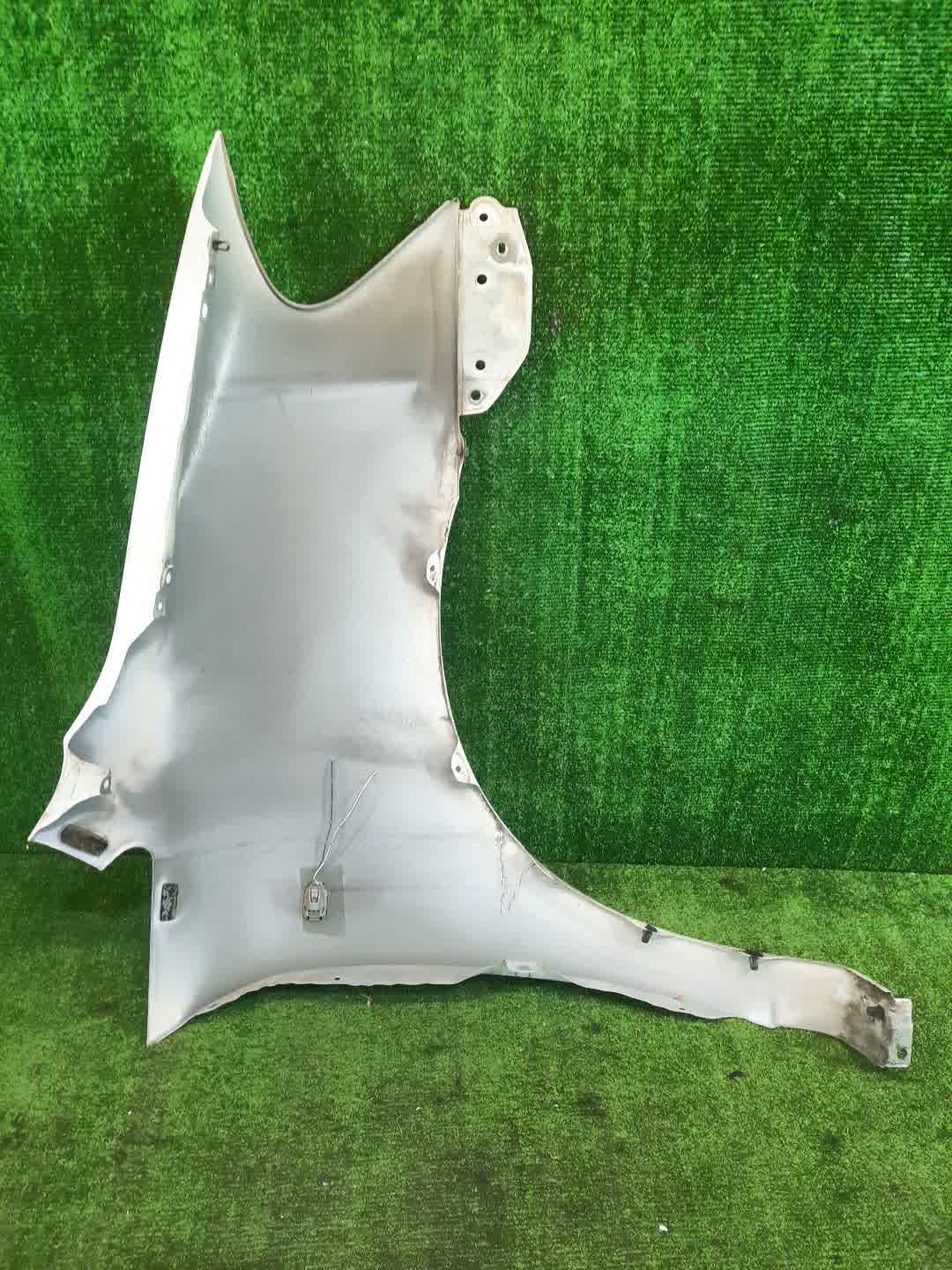 Крыло левое переднее TOYOTA IPSUM ACM21W, ACM26W 4752 4 ракурс