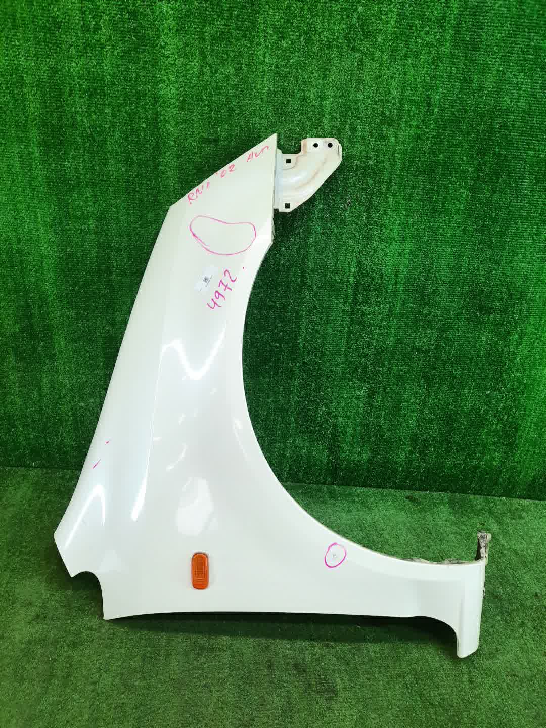 Крыло правое переднее HONDA STREAM RN2, RN1, RN3, RN4, RN5 4972 1 ракурс