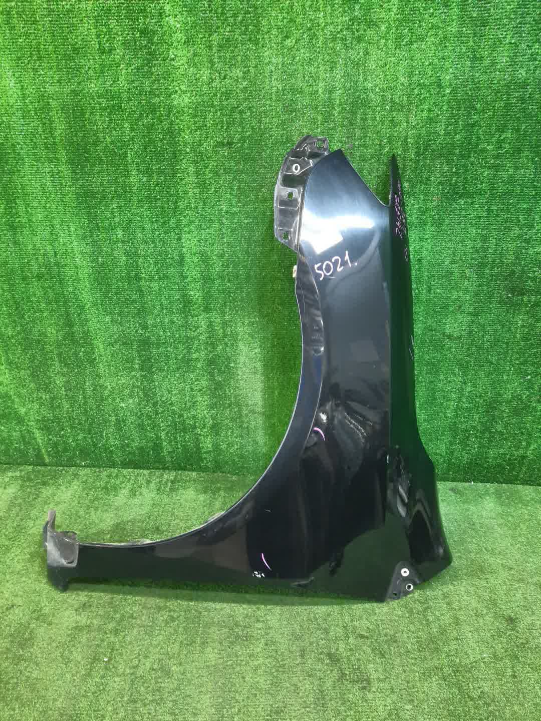 Крыло левое переднее TOYOTA COROLLA FIELDER, COROLLA  AXIO ZRE144G, ZRE142G, NZE144G, NZE141G, NZE141, NZE144, ZRE142, ZRE144 5021 1 ракурс