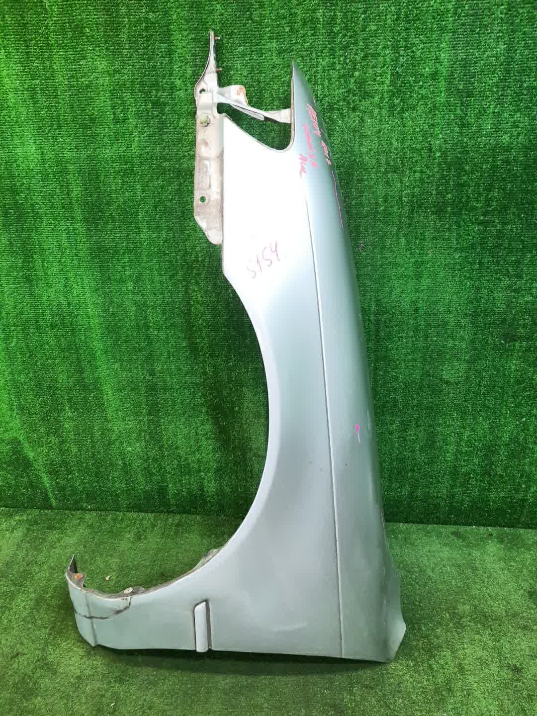 Крыло левое переднее TOYOTA COROLLA AE100, AE101, AE109, EE101, EE102, EE103, EE104, AE104, CE107, EE107, CE100, CE106, EE106, CE102, CE104, CE109, CE105, EE108 5154 1 ракурс