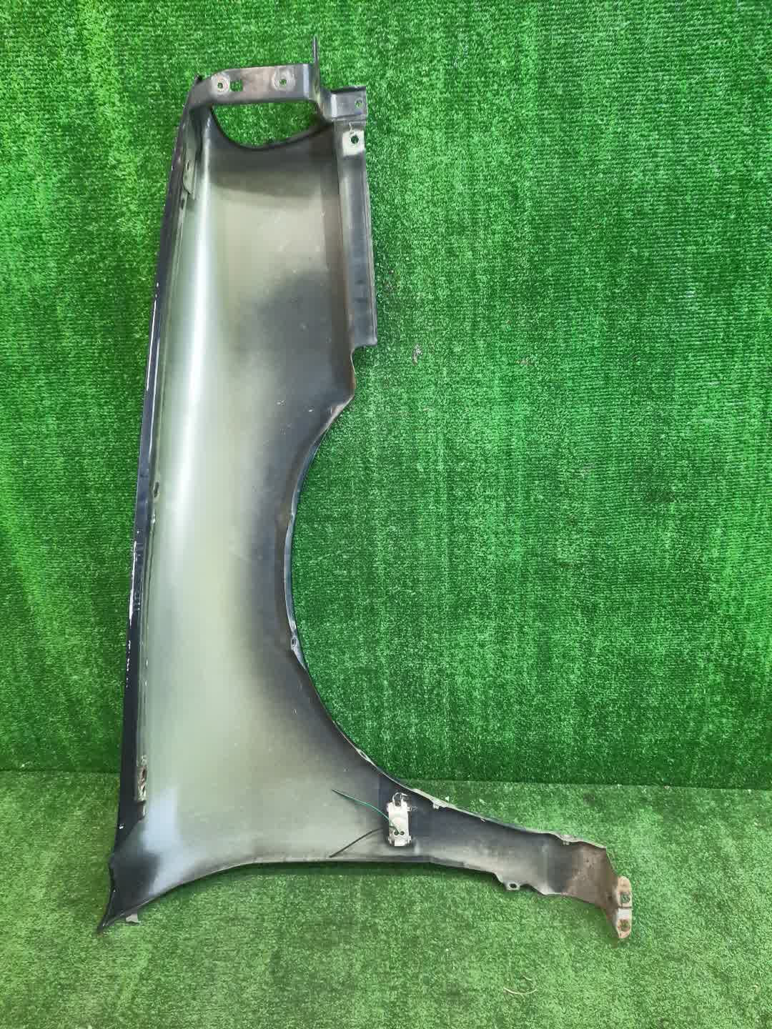 Крыло левое переднее NISSAN PRIMERA P10 5262 4 ракурс