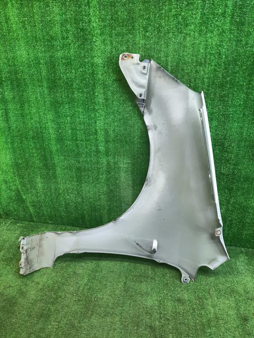 Крыло правое переднее HONDA STREAM RN2, RN1, RN3, RN4, RN5 5300 4 ракурс