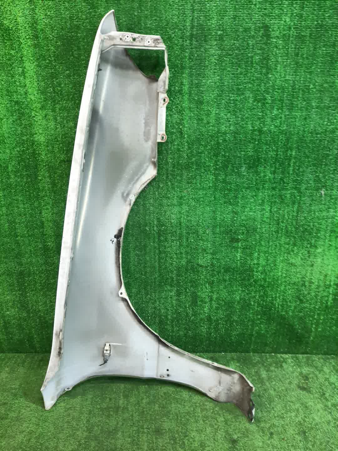 Крыло левое переднее MITSUBISHI DIAMANTE F25A, F12A, F13A, F15A, F17A, F27A, F11A, GL3W 5306 2 ракурс
