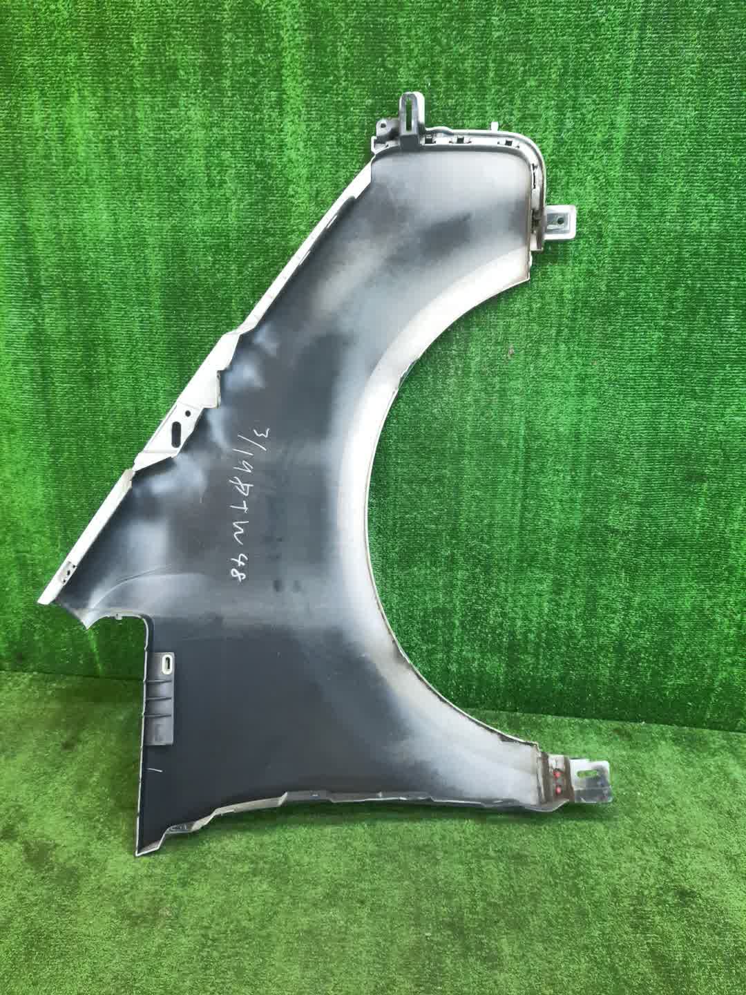 Крыло левое переднее MITSUBISHI DELICA D5 CV1W, CV2W, CV4W, CV5W 5431 4 ракурс