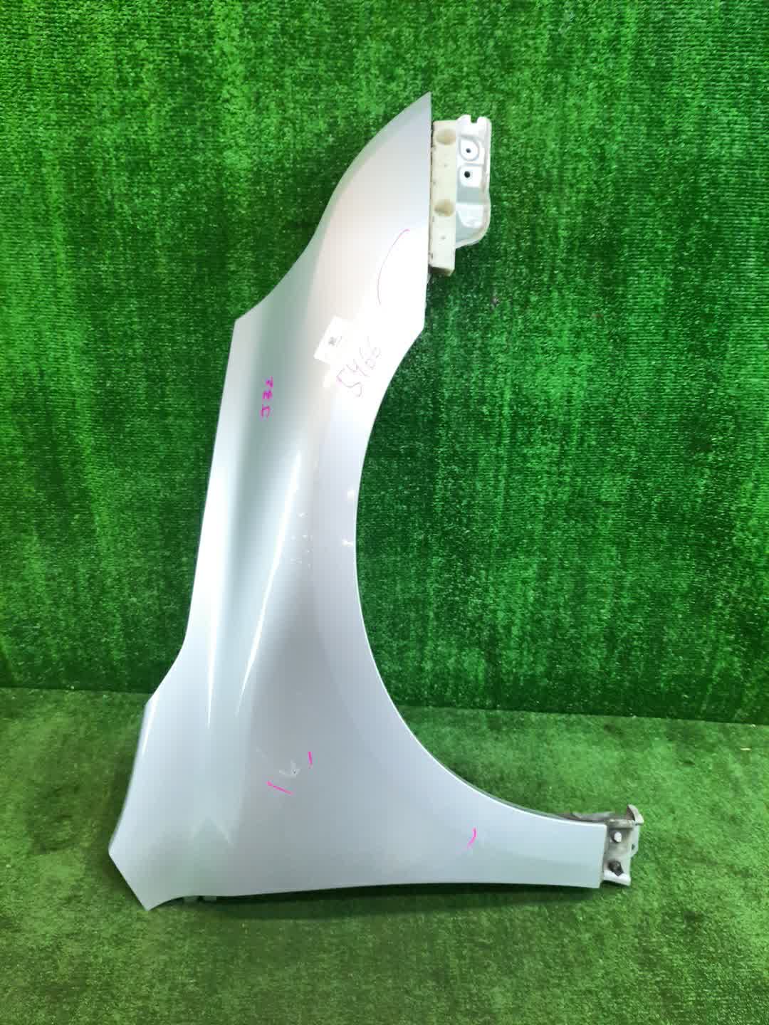 Крыло правое переднее NISSAN TEANA TNJ32, PJ32, J32 5466 1 ракурс Крыло правое переднее NISSAN TEANA TNJ32, PJ32, J32 5466 1 ракурс