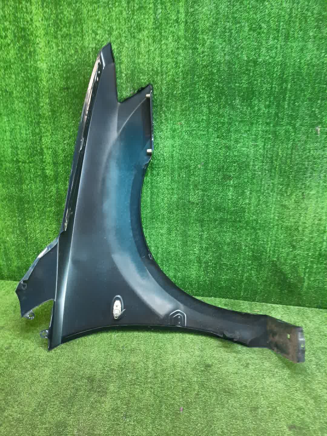 Крыло левое переднее MITSUBISHI CHARIOT GRANDIS, CHARIOT N84W, N94W, N96W, N86W 5656 4 ракурс
