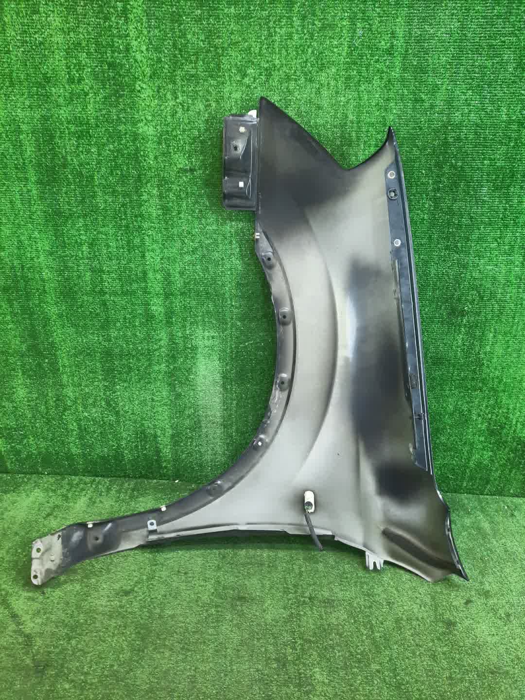 Крыло правое переднее NISSAN DUALIS J10, KNJ10, KJ10, NJ10 5814 5 ракурс