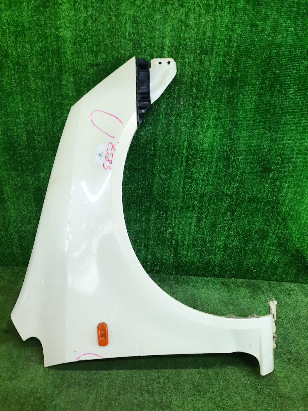 Крыло правое переднее HONDA STREAM RN2, RN1, RN3, RN4, RN5 5857 1 ракурс