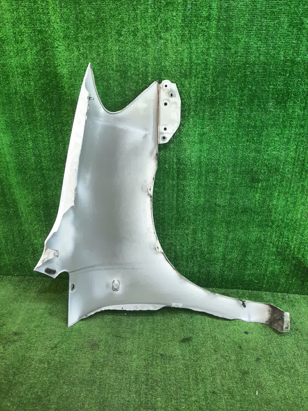 Крыло левое переднее TOYOTA IPSUM ACM21W, ACM26W 6132 4 ракурс