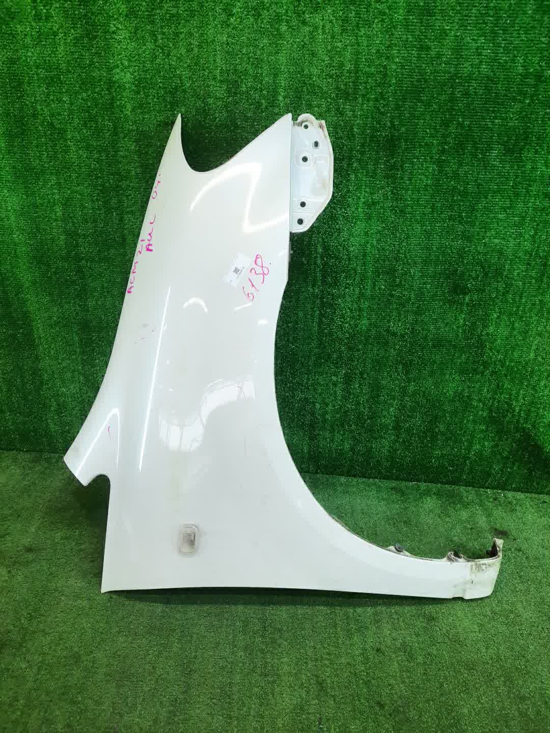 Крыло правое переднее TOYOTA IPSUM ACM21W, ACM26W 6138 1 ракурс