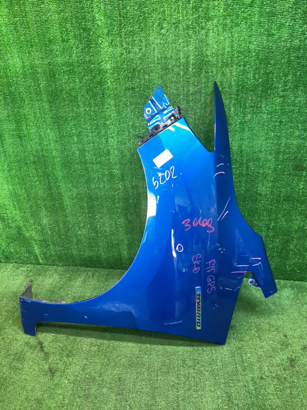 Крыло левое переднее HONDA FIT GK6, GP6, GP5, GK3, GK5, GK4 6202 1 ракурс