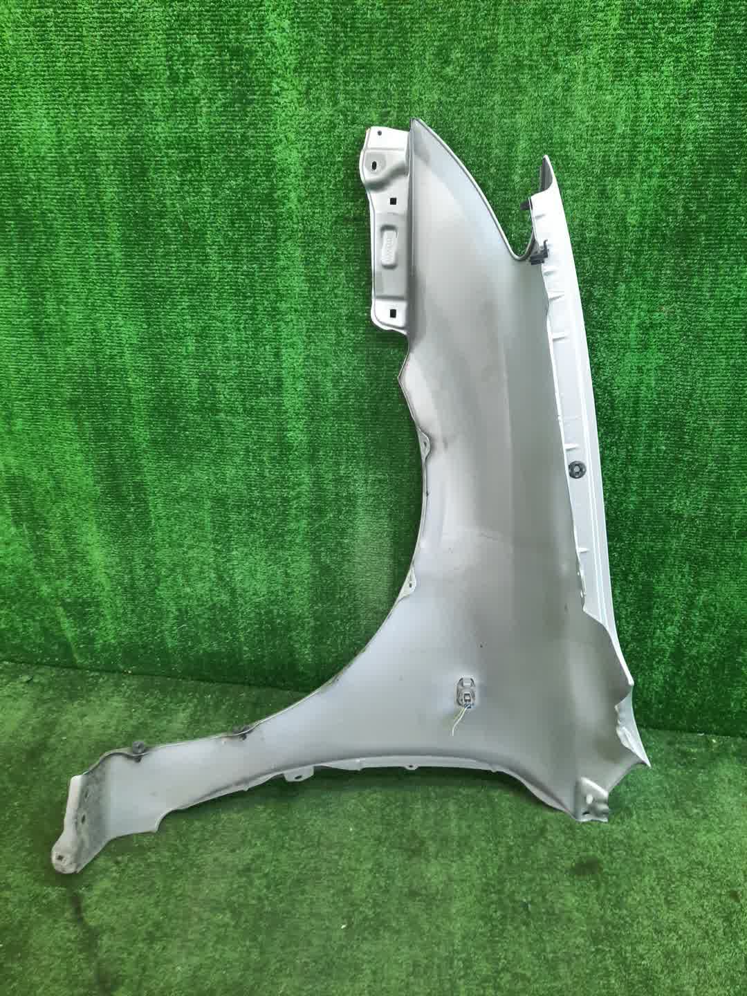 Крыло правое переднее TOYOTA ALLEX, COROLLA RUNX ZZE124, NZE121, ZZE122, ZZE123, NZE124 6266 3 ракурс