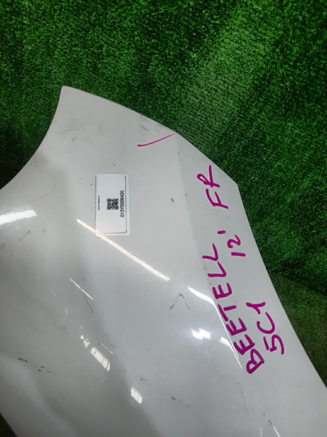 Крыло правое переднее VOLKSWAGEN BEETLE 5C1 6420 3 ракурс