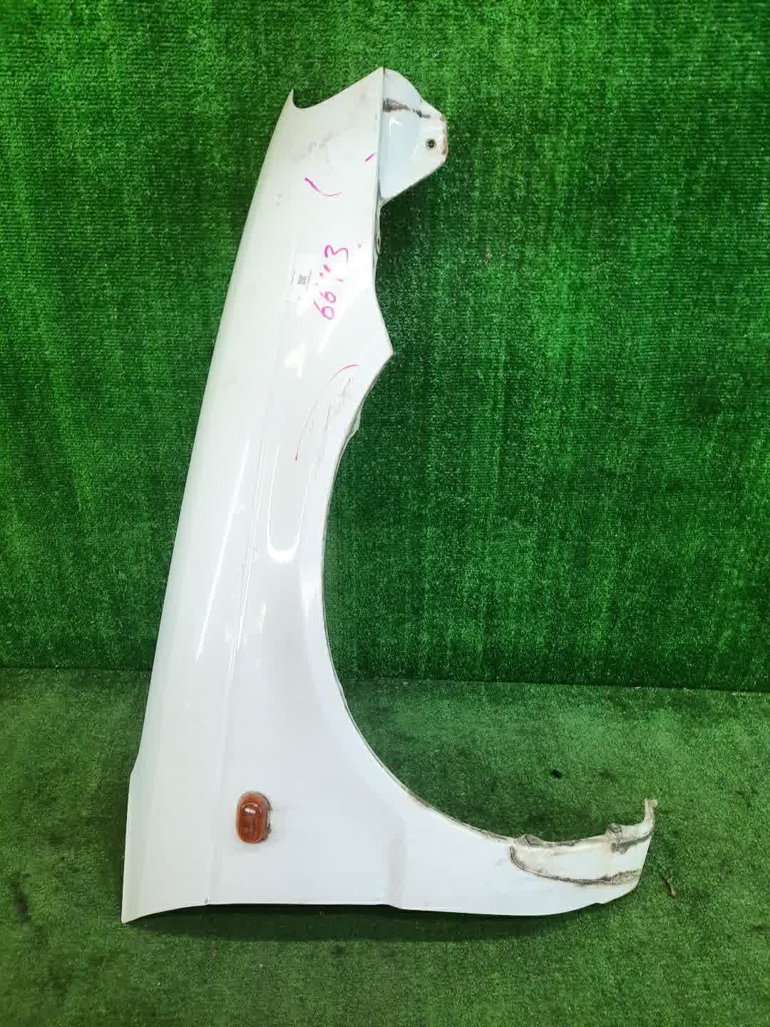 Крыло правое переднее SUZUKI CULTUS GC21S, GC21W, GC41W, GD31W, GD21S, GD31S, GA11S 6643 1 ракурс