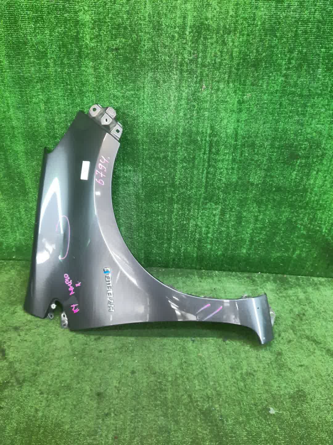 Крыло правое переднее TOYOTA AQUA NHP10 6794 1 ракурс