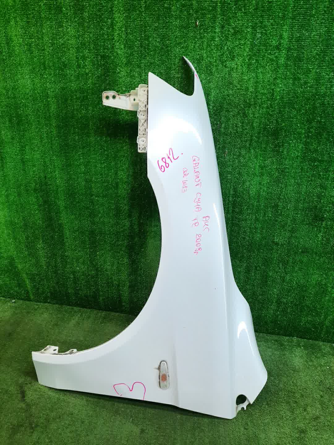 Крыло левое переднее MITSUBISHI LANCER, GALANT FORTIS CY4A, CY2A, CY3A, CY6A, CX6A, CX4A, CX3A 6812 1 ракурс