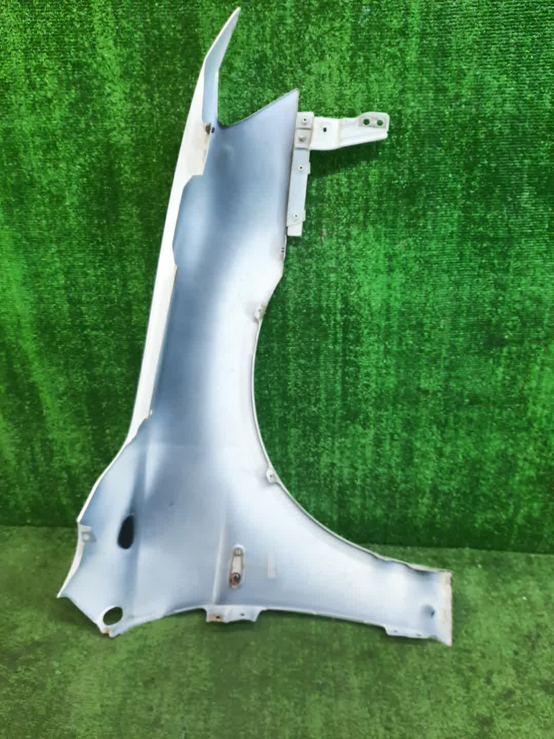 Крыло левое переднее MITSUBISHI LANCER, GALANT FORTIS CY4A, CY2A, CY3A, CY6A, CX6A, CX4A, CX3A 6812 4 ракурс