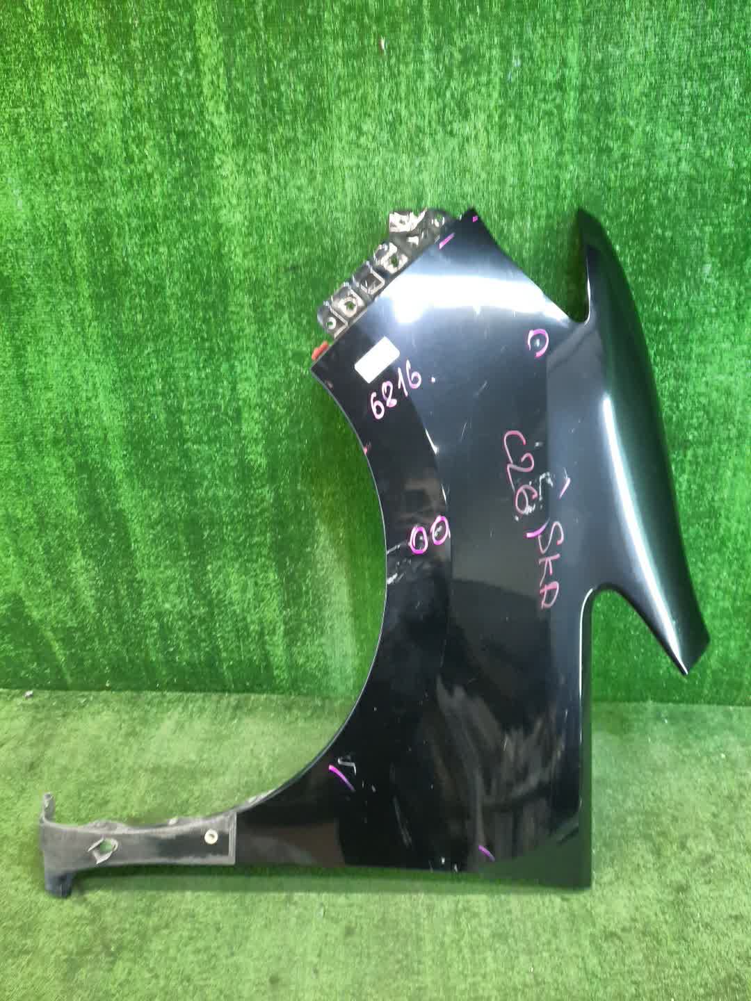 Крыло левое переднее NISSAN SERENA C26 6816 1 ракурс
