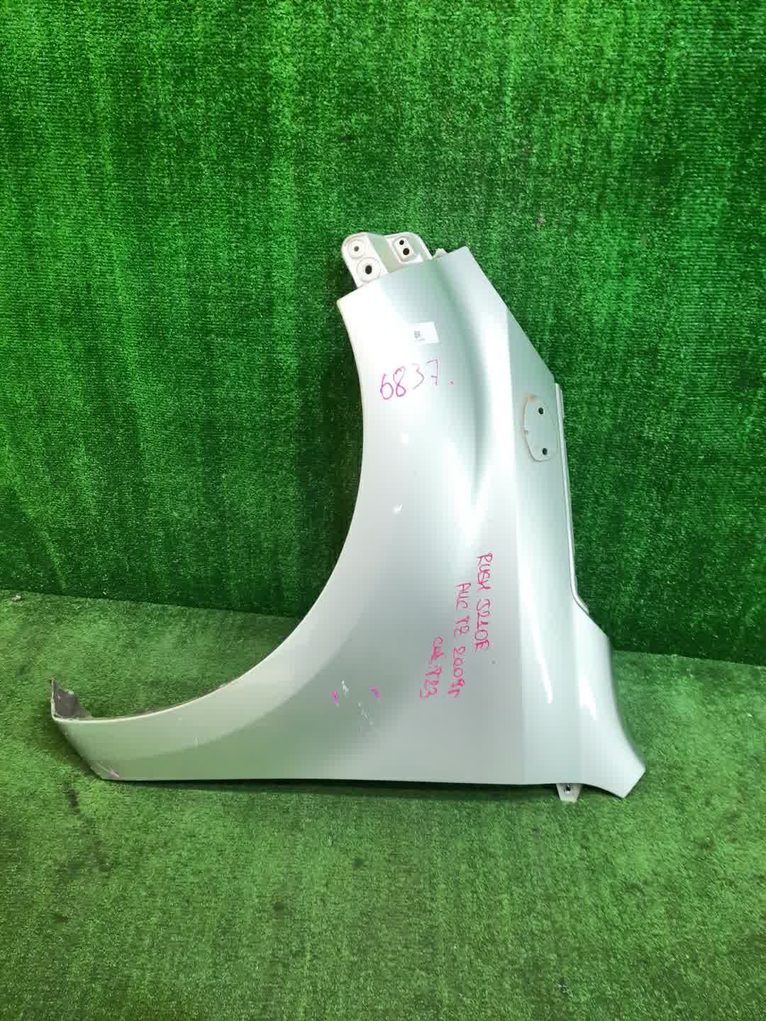 Крыло левое переднее TOYOTA RUSH, BE-GO J210E, J200E, J210G, J200G 6837 1 ракурс
