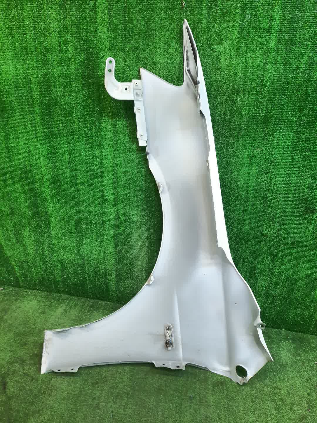 Крыло правое переднее MITSUBISHI LANCER, GALANT FORTIS CY4A, CY2A, CY3A, CY6A, CX6A, CX4A, CX3A 6850 4 ракурс