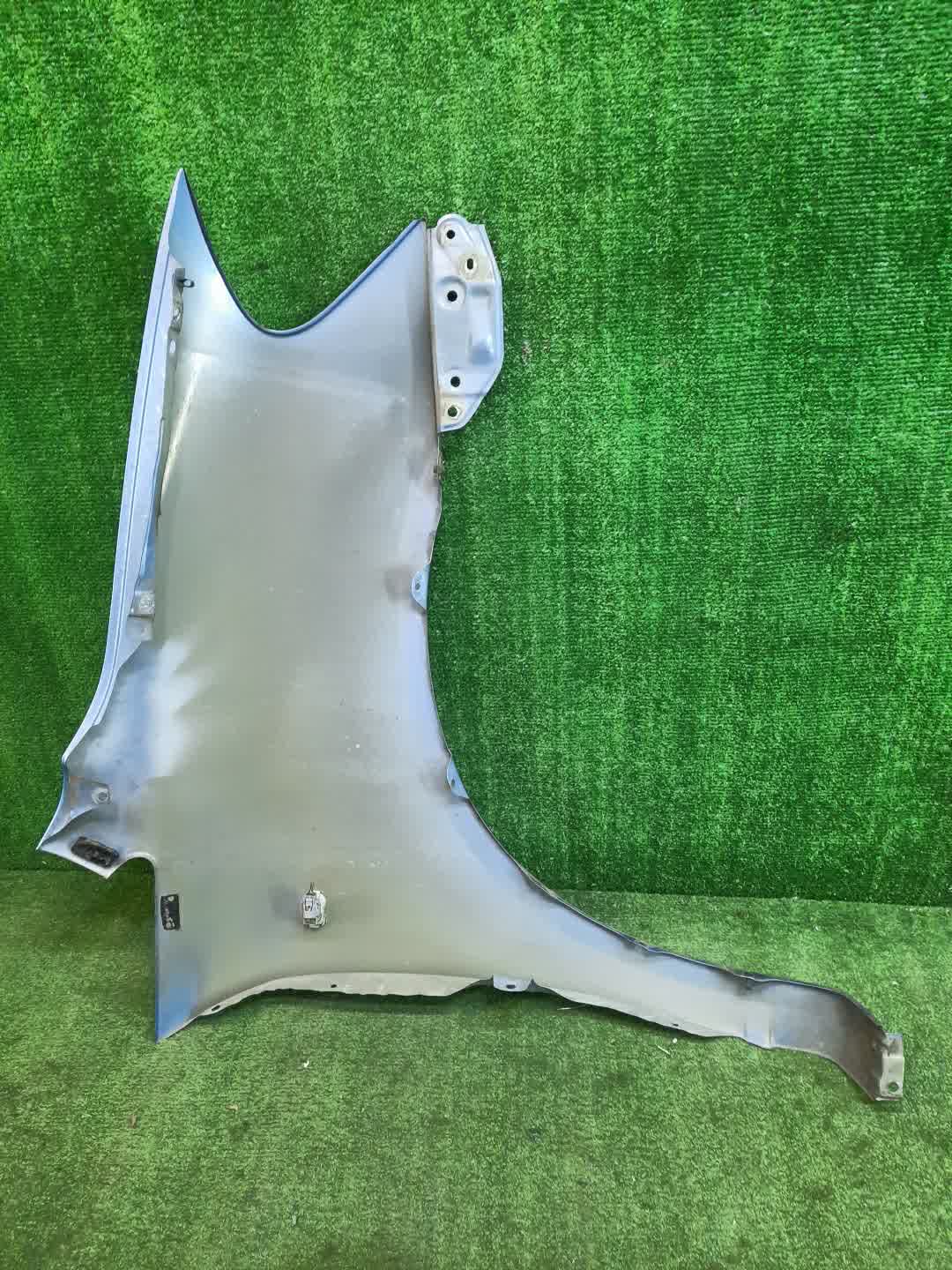 Крыло левое переднее TOYOTA IPSUM ACM21W, ACM26W 6888 5 ракурс
