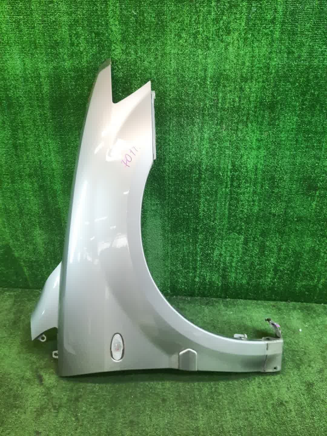 Крыло правое переднее MITSUBISHI CHARIOT GRANDIS, CHARIOT N84W, N94W, N96W, N86W 7011 1 ракурс