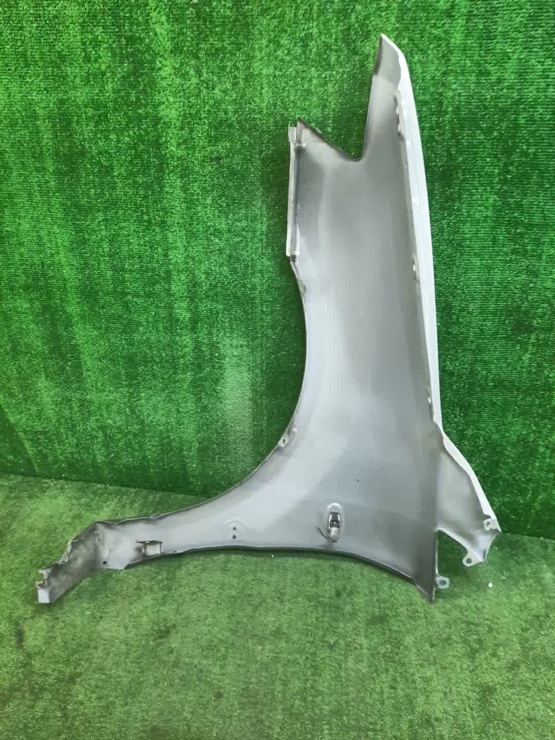 Крыло правое переднее MITSUBISHI CHARIOT GRANDIS, CHARIOT N84W, N94W, N96W, N86W 7011 3 ракурс