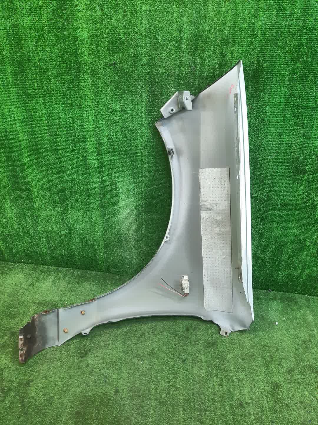 Крыло правое переднее NISSAN WINGROAD Y11 7012 2 ракурс