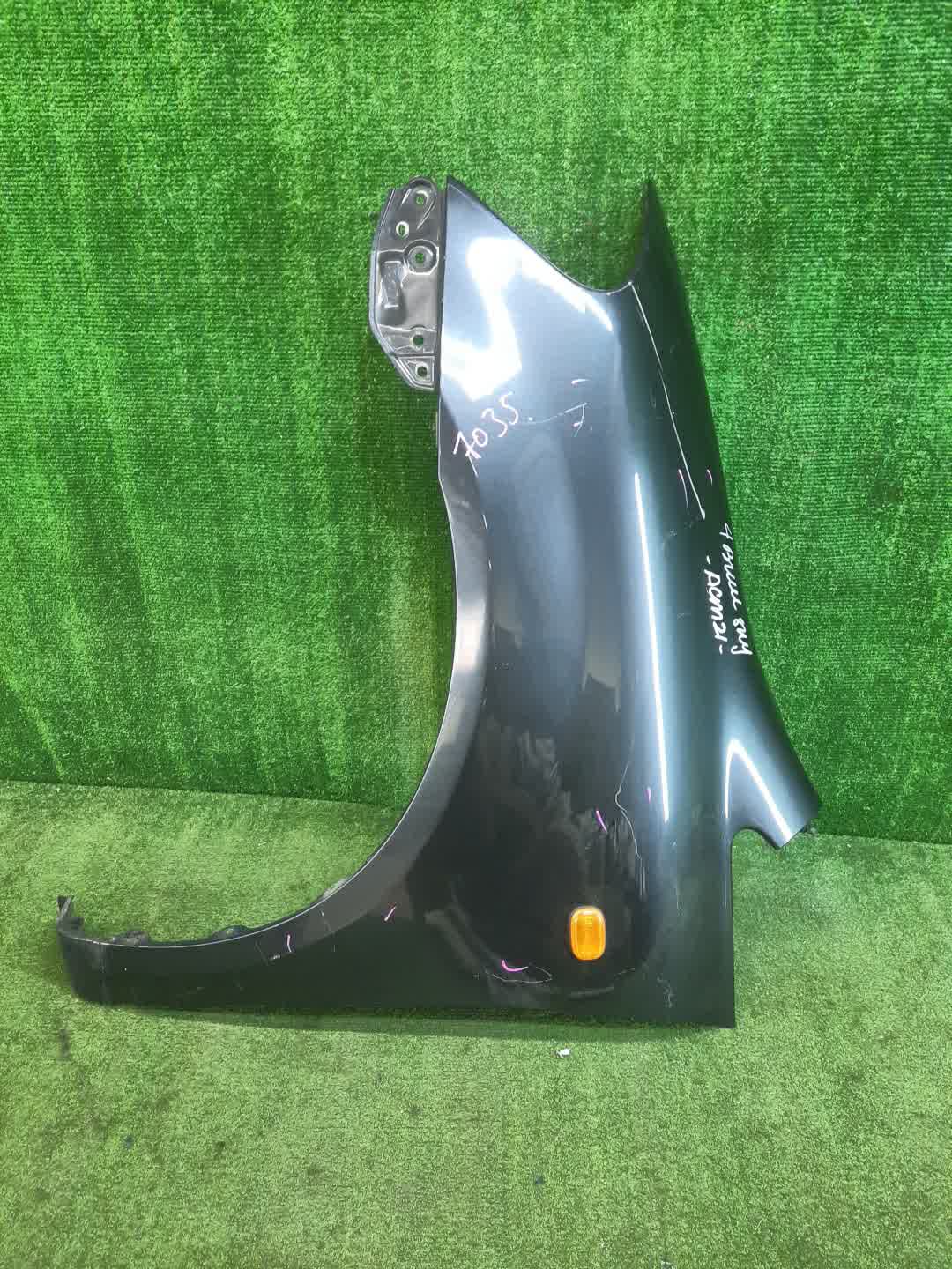 Крыло левое переднее TOYOTA IPSUM ACM21W, ACM26W 7035 1 ракурс