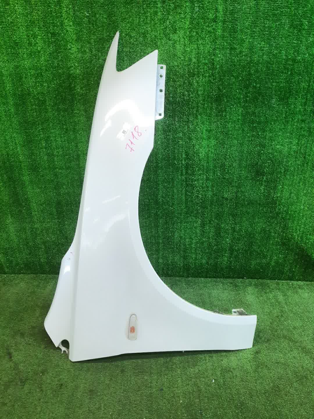 Крыло правое переднее MITSUBISHI LANCER, GALANT FORTIS CY4A, CY2A, CY3A, CY6A, CX6A, CX4A, CX3A 7118 1 ракурс