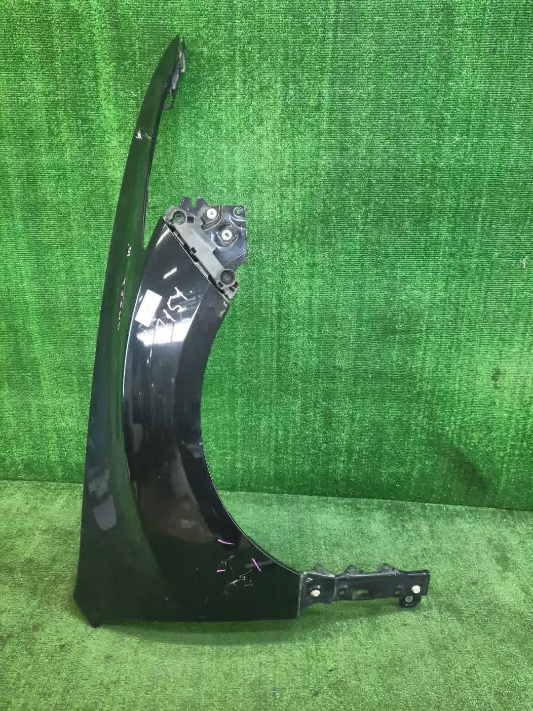 Крыло правое переднее MAZDA ATENZA, MAZDA 6, 6 GH5FP, GH5AP, GH5AS, GH5FS, GHEFP, GHEFS, GH5AW, GH5FW, GHEFW, GH 7151 1 ракурс
