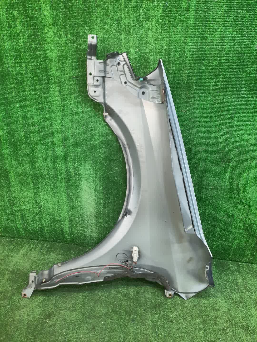 Крыло правое переднее NISSAN PRIMERA P12, QP12, TNP12, TP12, HP12, RP12, WTNP12, WHP12, WRP12 7238 3 ракурс