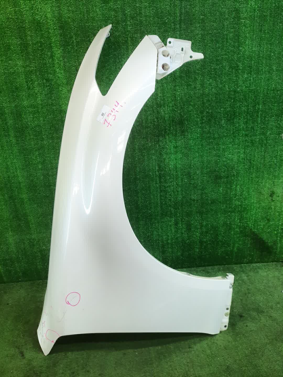 Крыло правое переднее NISSAN FUGA Y51 7344 1 ракурс