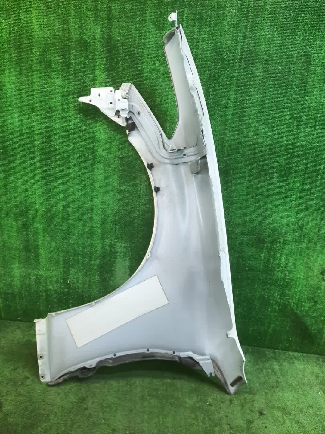 Крыло правое переднее NISSAN FUGA Y51 7344 4 ракурс