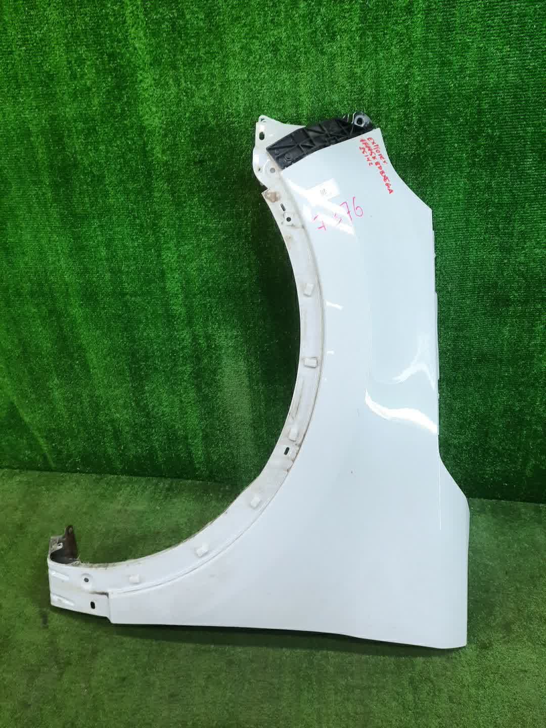 Крыло левое переднее FORD EXPLORER U502 7376 1 ракурс